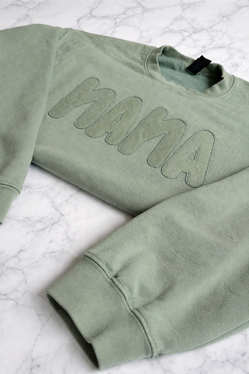 Nana Monotone Appliqué Crewneck