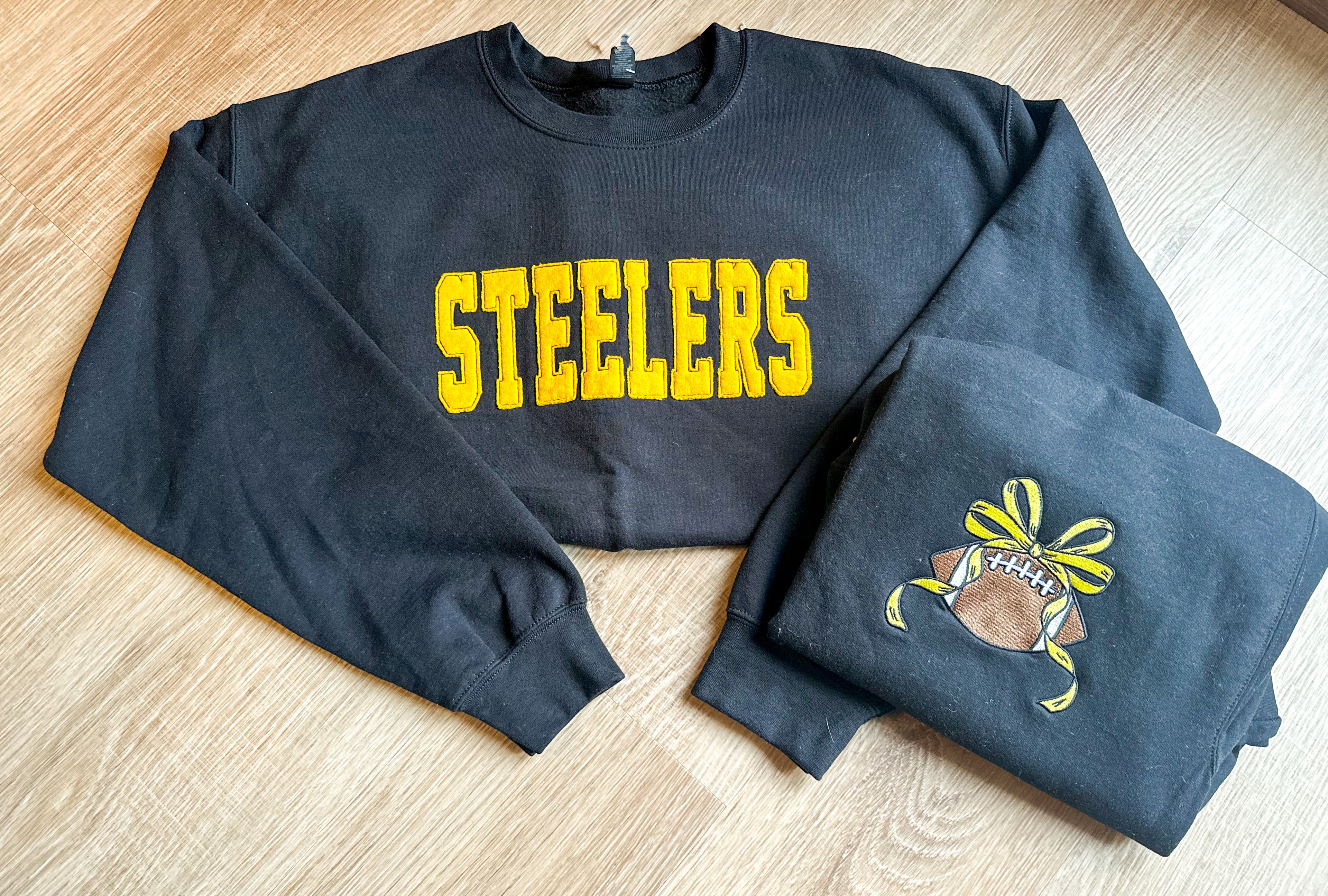 Steelers Appliqué Crewneck